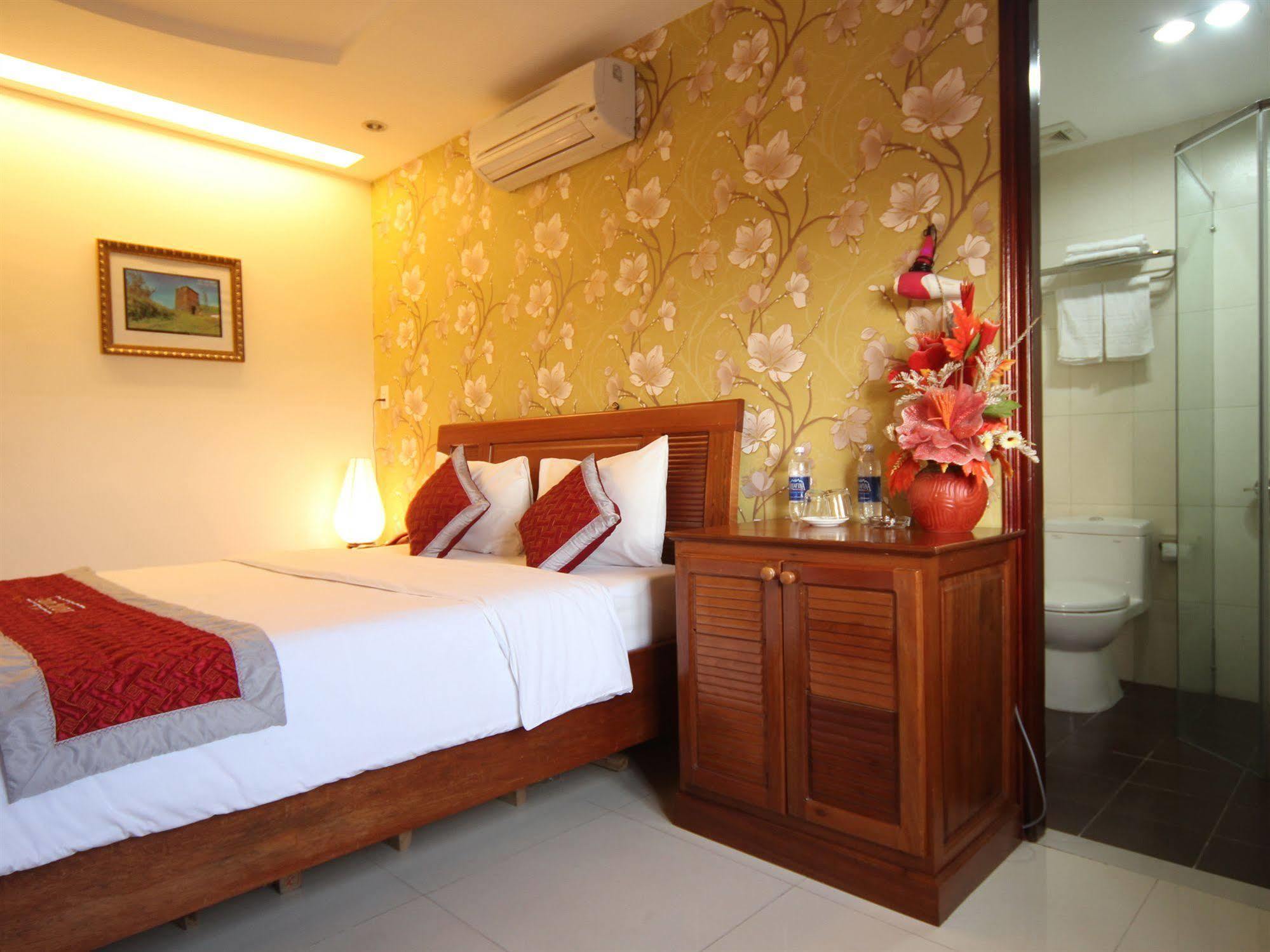 Trung Duong Da Nang Beach Hotel Exterior photo