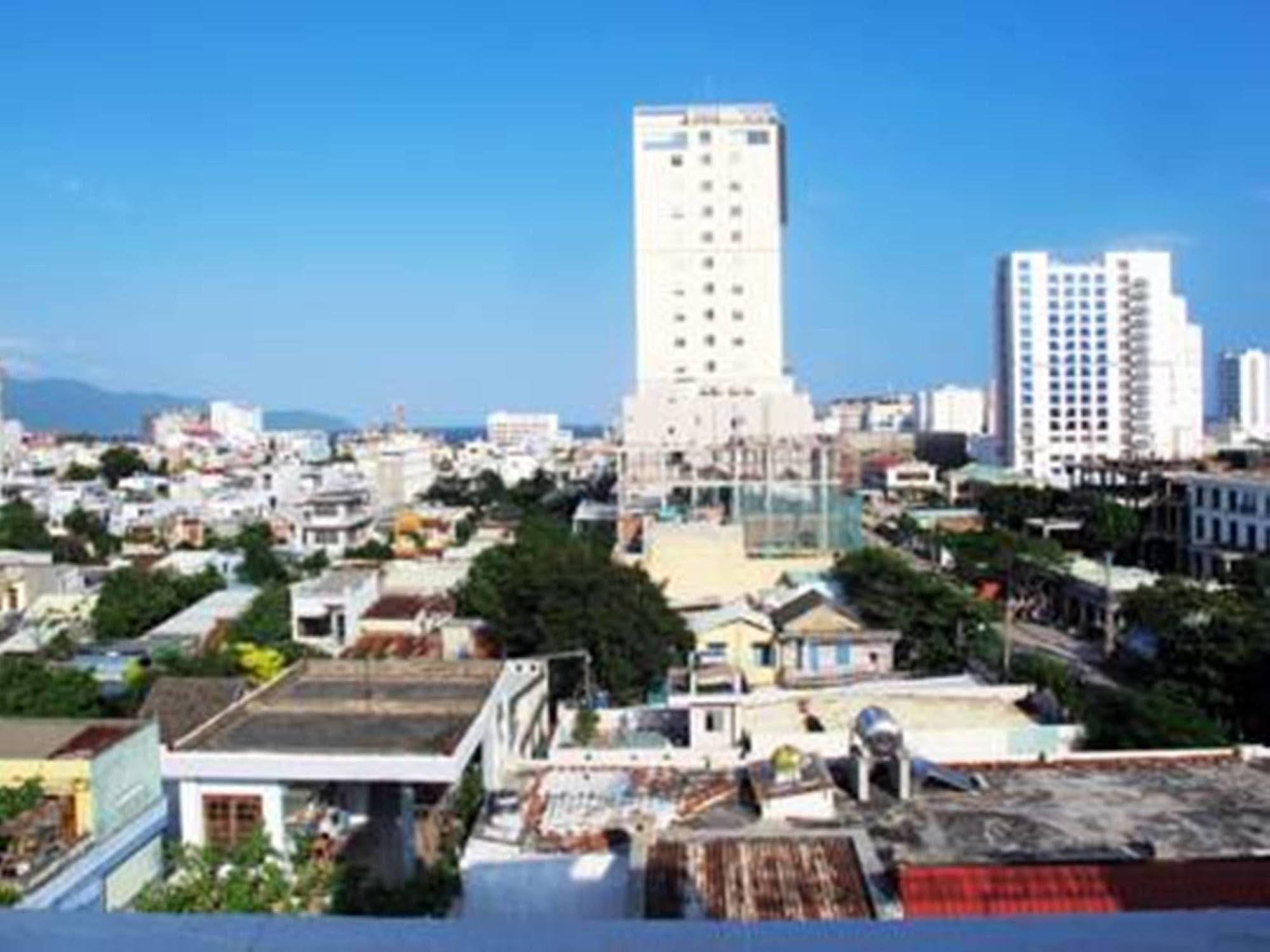 Trung Duong Da Nang Beach Hotel Exterior photo
